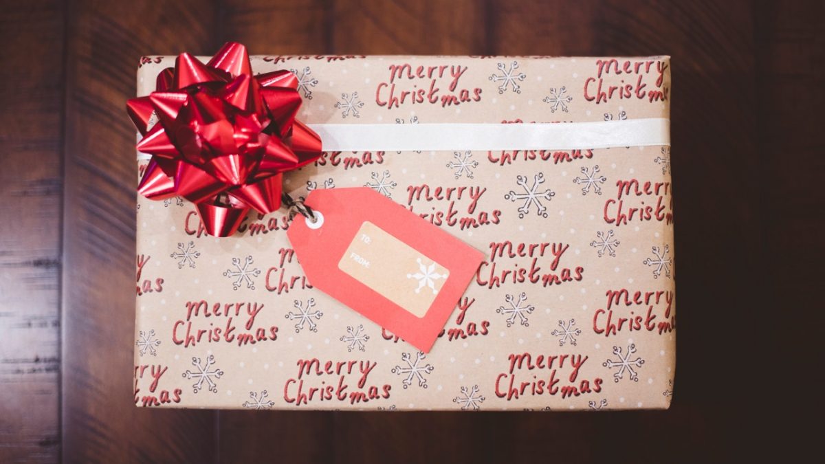 Che cosa regalare a Natale? Ecco tante idee regalo per Natale per lui e per lei