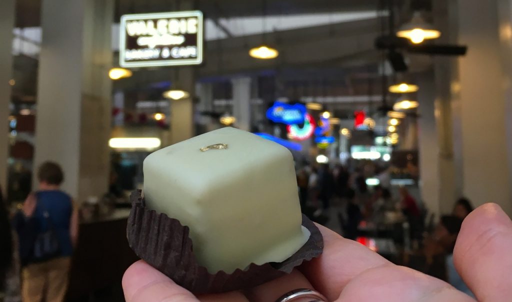 Il petit four al matcha del grand central market di Los Angeles