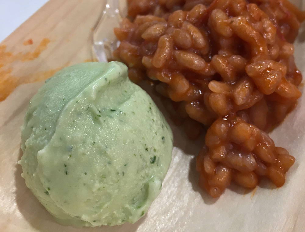 Gelato al basilico e risotto al pomodoro
