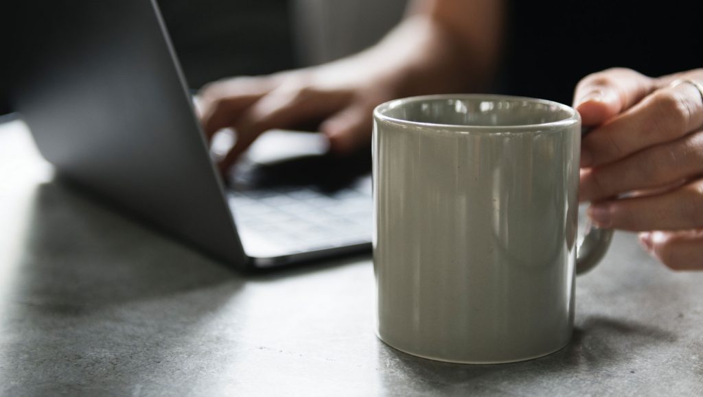 I consigli per portare il tè sul luogo di lavoro