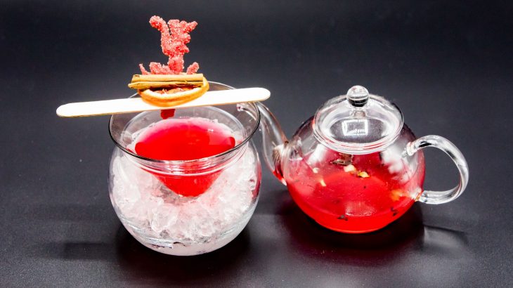 Il miglior barman d'Italia ha preparato un cocktail con una tisana