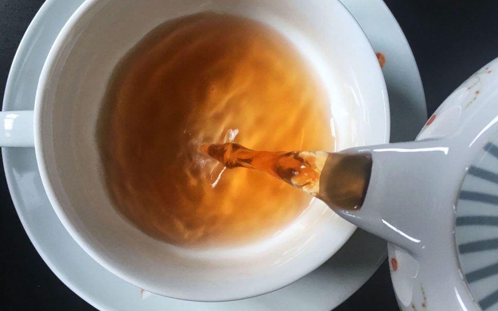 Preparare il tè è facile e veloce. Scoprite qualche trucco