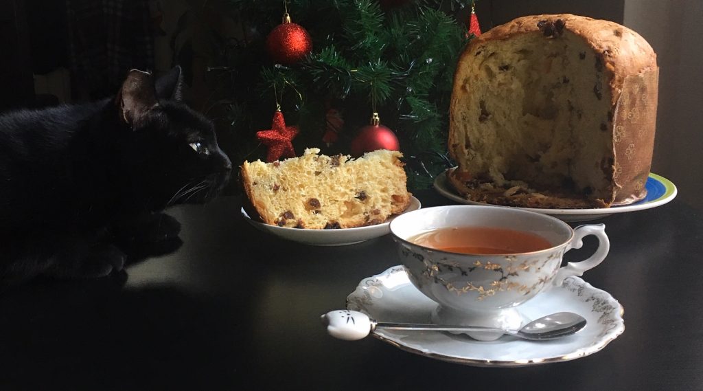 Il panettone può essere abbinato al tè nero Assam. Scopri gli altri abbinamenti