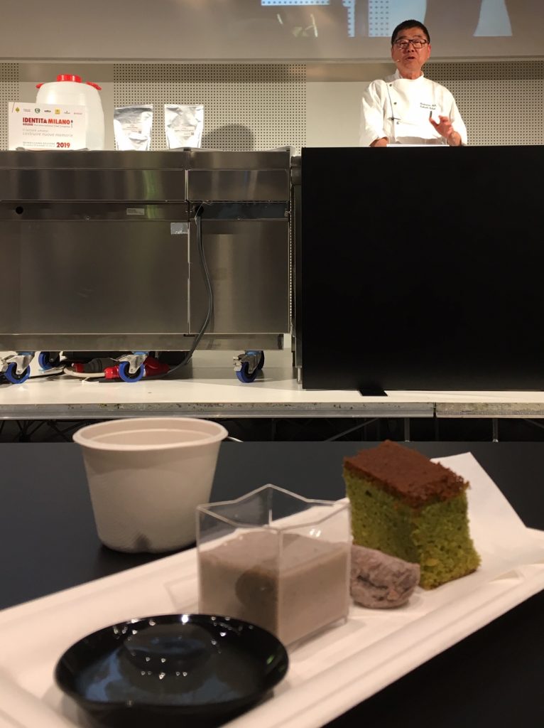 Lo chef Takashi Ochiai prepara ricette con il tè matcha e hojicha 