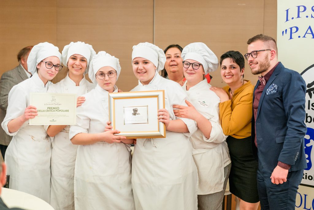 La squadra dell’Istituto alberghiero di Campobasso vincitrice del premio La cucina del benessere