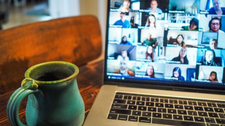 Come organizzare un tea party online