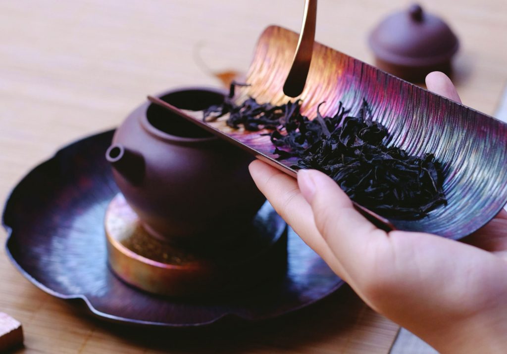 Come eliminare la teina o caffeina dal tè